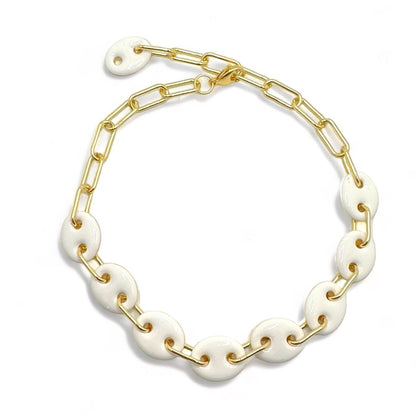 WHITE CHOKER