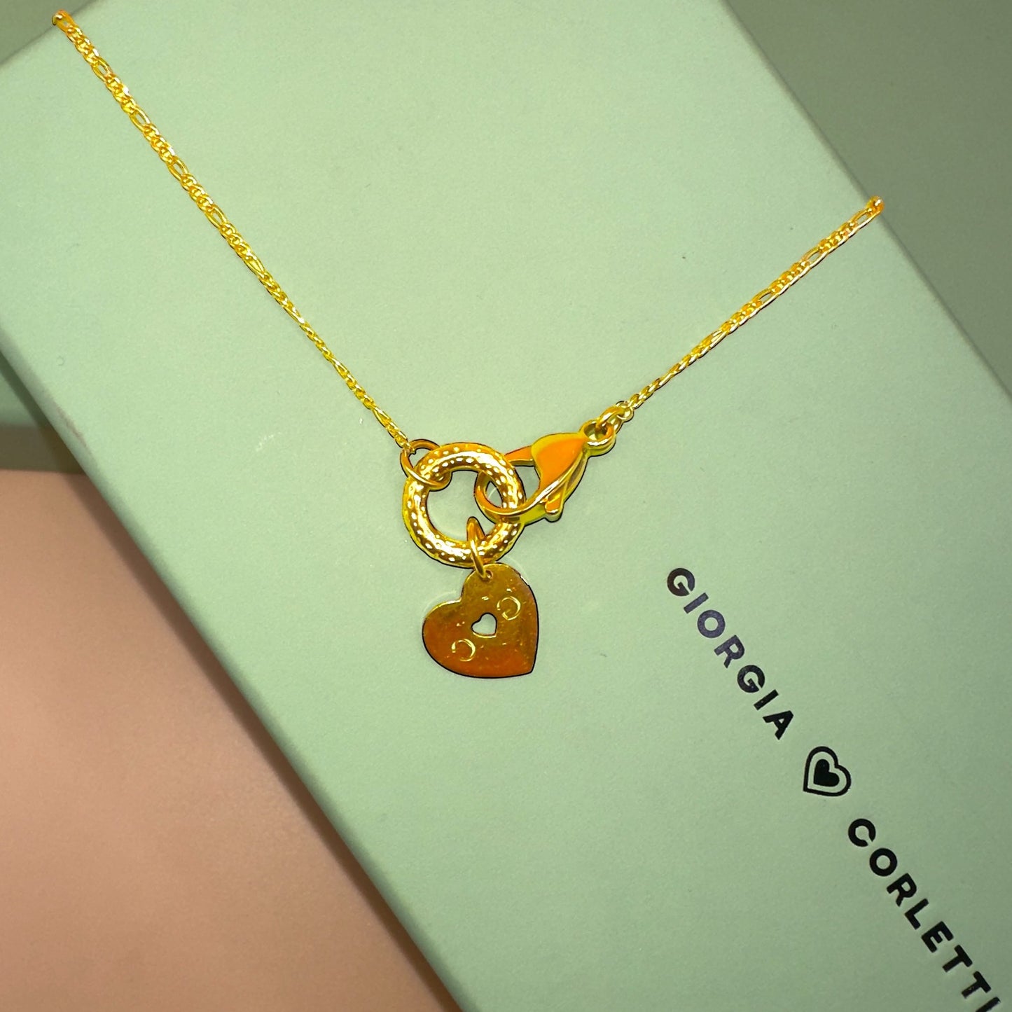 FLORA HEART NECKLACE