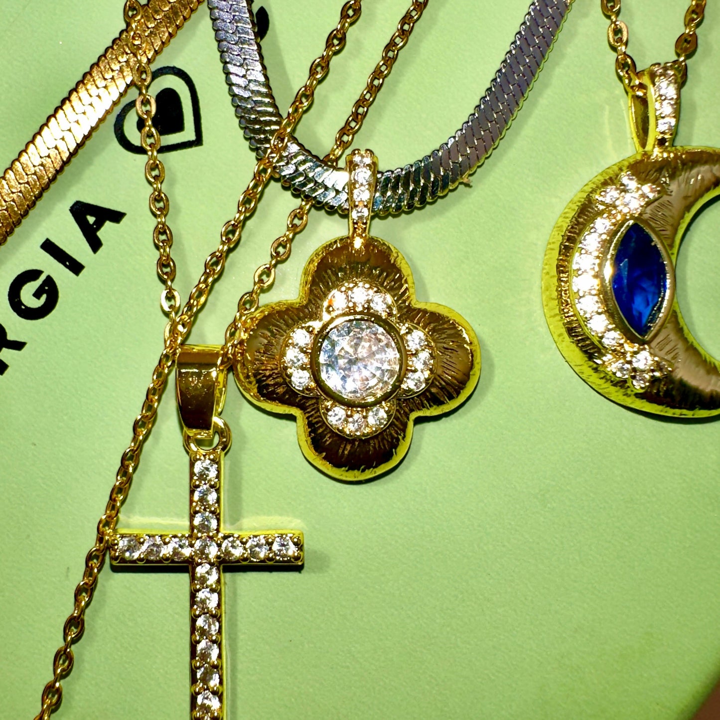 BLOSSOM NECKLACE