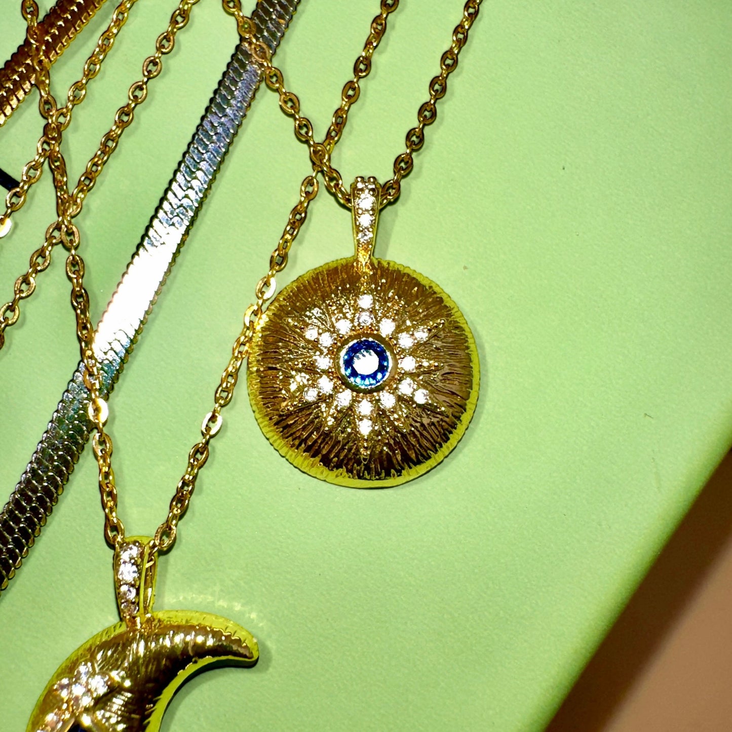 THE SUN NECKLACE