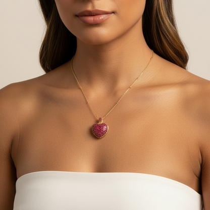 PAVÉ HEART NECKLACE